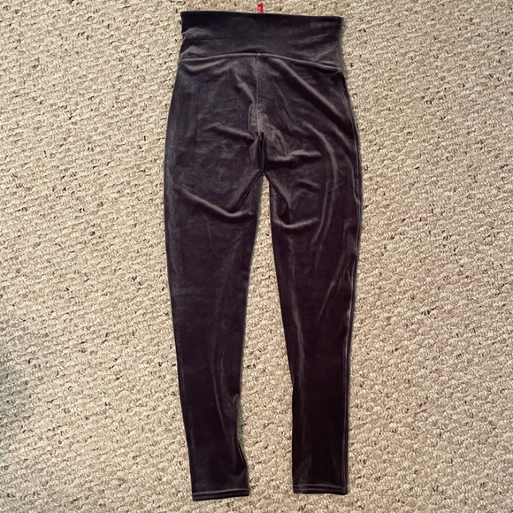 SOLD Spanx velvet leggings silver chrome gray - Picture 2 of 4